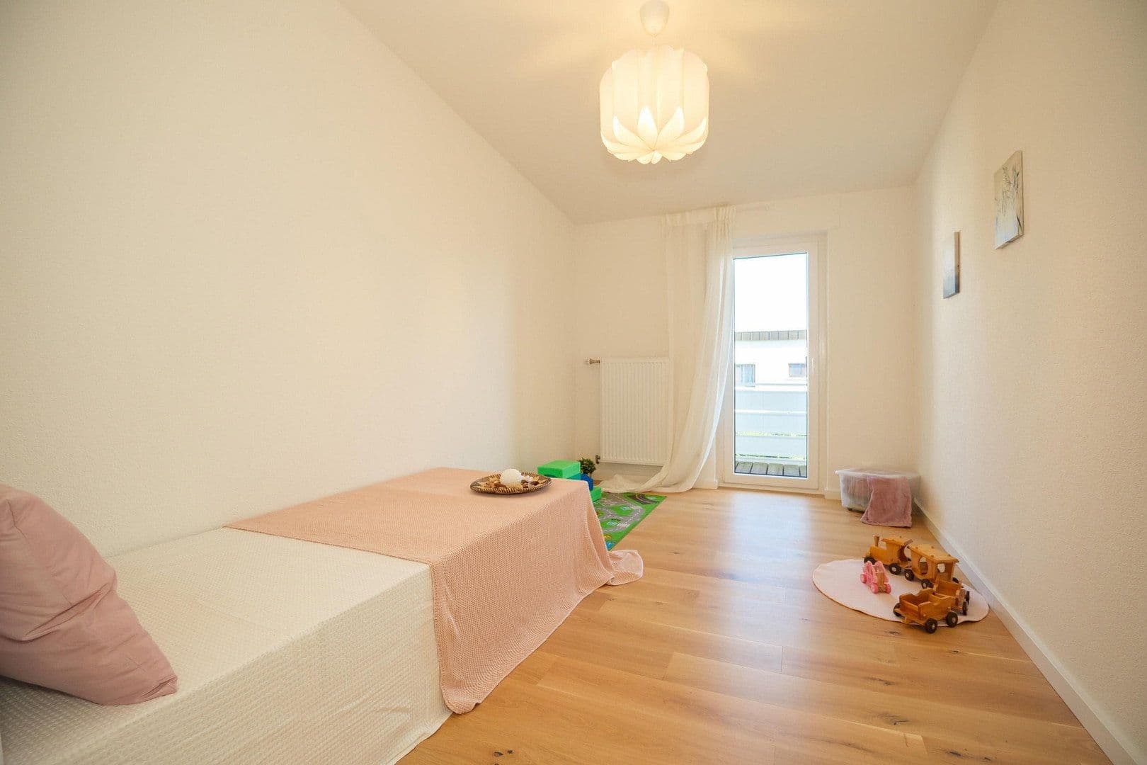 Predaj domu 123 m², pozemek 306 m², Rosensteinstr. 14, Rechberghausen, Bádensko-Wurttembersko Predaj domu 123 m², pozemek 306 m², Rosensteinstr. 14, Rechberghausen, Bádensko-Wurttembersko