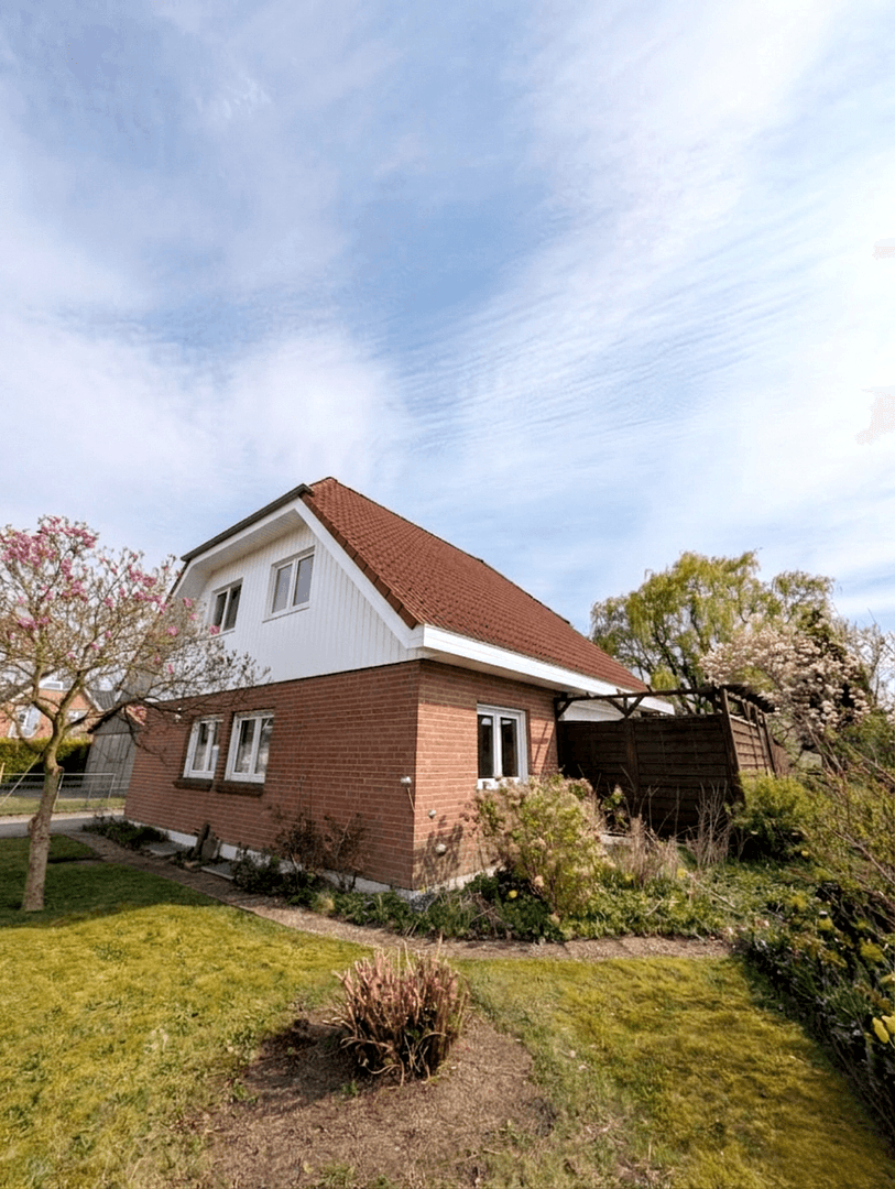 Predaj domu 113 m², pozemek 800 m², Apensen, Dolné Sasko Predaj domu 113 m², pozemek 800 m², Apensen, Dolné Sasko