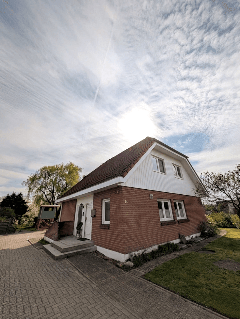 Predaj domu 113 m², pozemek 800 m², Apensen, Dolné Sasko Predaj domu 113 m², pozemek 800 m², Apensen, Dolné Sasko