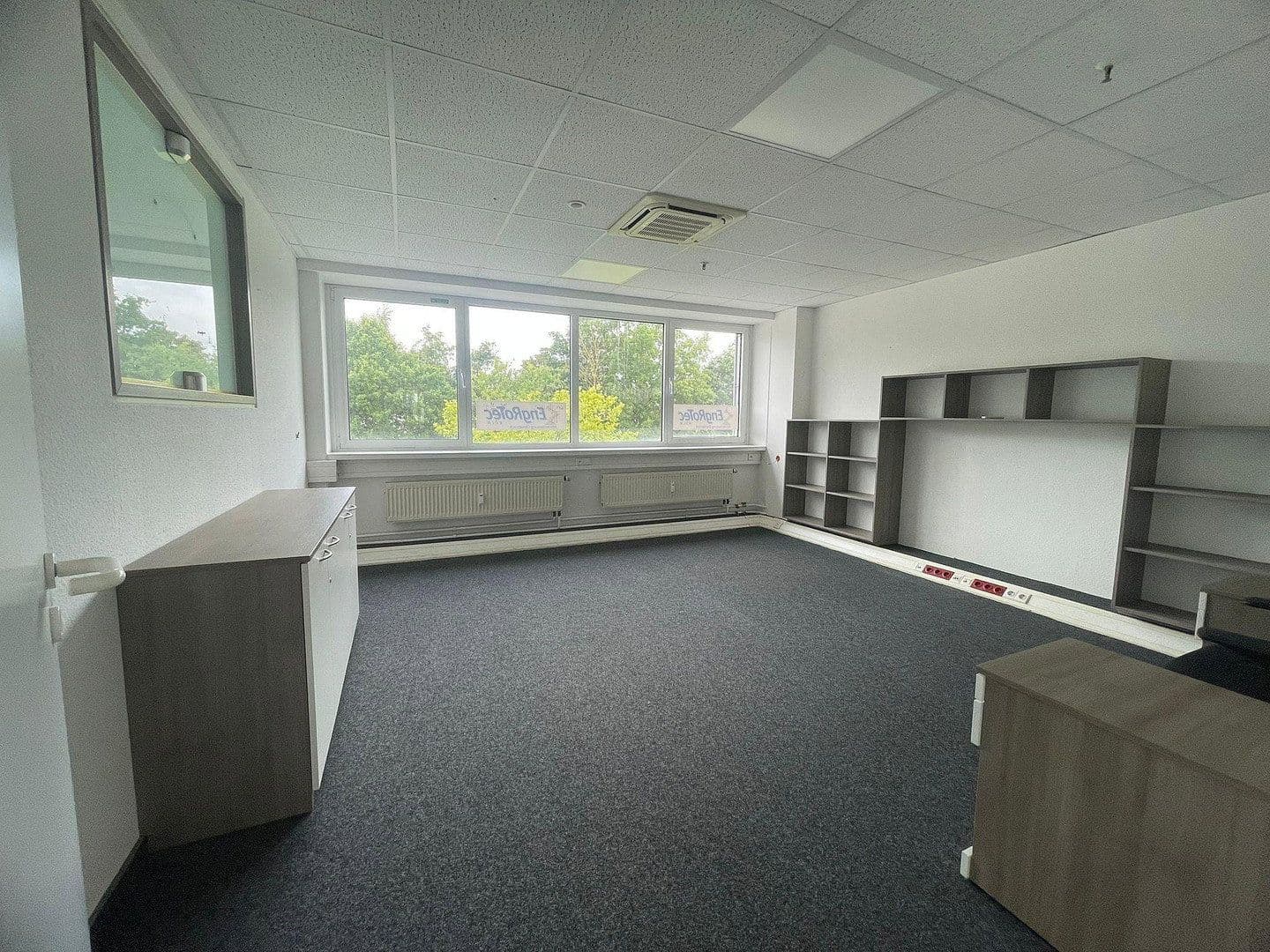 Prenájom kancelárie 25.179 m², Am Huxmühlenbach 7, Osnabrück, Dolné Sasko Prenájom kancelárie 25.179 m², Am Huxmühlenbach 7, Osnabrück, Dolné Sasko