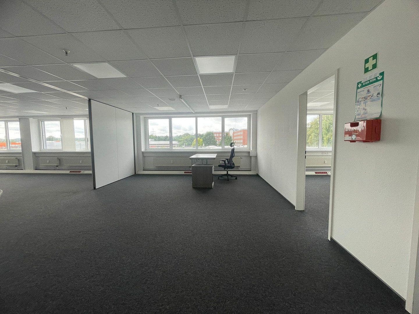 Prenájom kancelárie 25.179 m², Am Huxmühlenbach 7, Osnabrück, Dolné Sasko Prenájom kancelárie 25.179 m², Am Huxmühlenbach 7, Osnabrück, Dolné Sasko