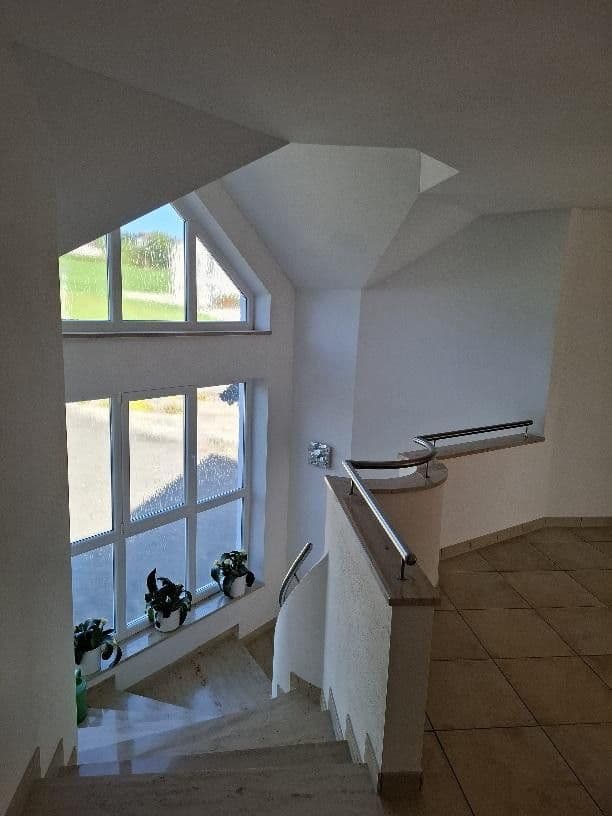 Predaj domu 218 m², pozemek 1.459 m², Hausen, Bavorsko Predaj domu 218 m², pozemek 1.459 m², Hausen, Bavorsko