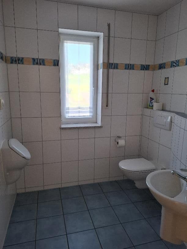 Predaj domu 218 m², pozemek 1.459 m², Hausen, Bavorsko Predaj domu 218 m², pozemek 1.459 m², Hausen, Bavorsko