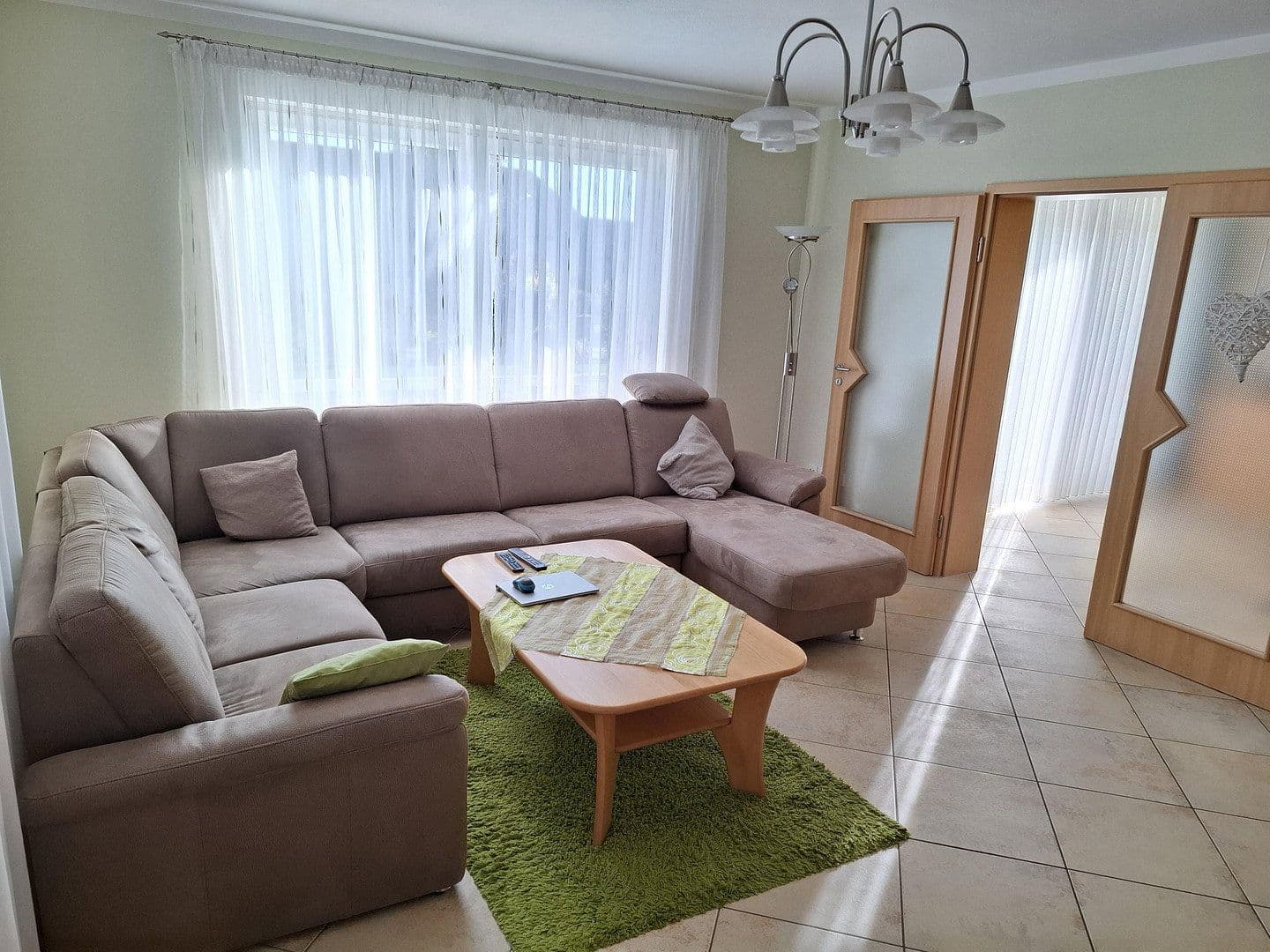Predaj domu 218 m², pozemek 1.459 m², Hausen, Bavorsko Predaj domu 218 m², pozemek 1.459 m², Hausen, Bavorsko
