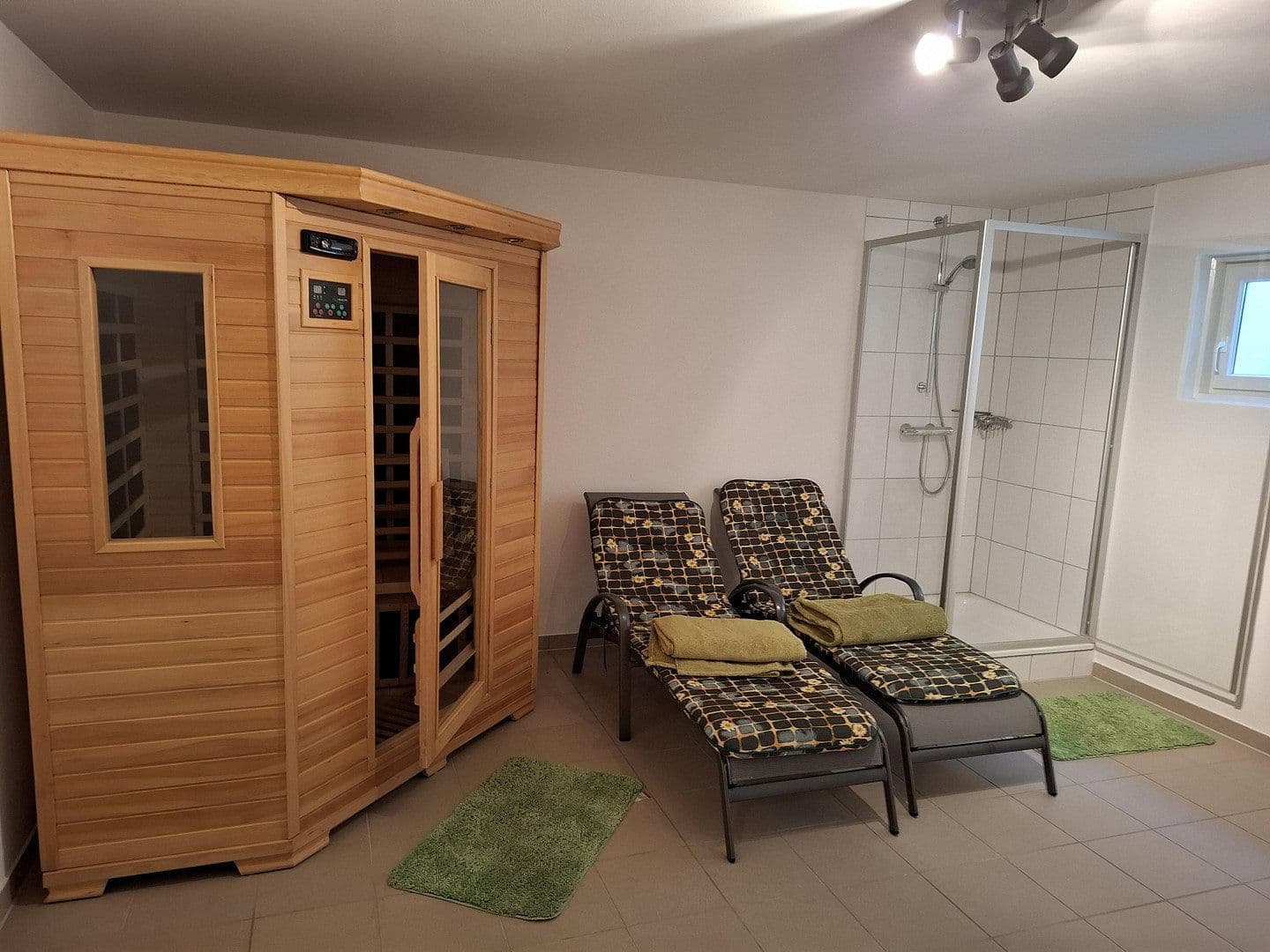 Predaj domu 218 m², pozemek 1.459 m², Hausen, Bavorsko Predaj domu 218 m², pozemek 1.459 m², Hausen, Bavorsko