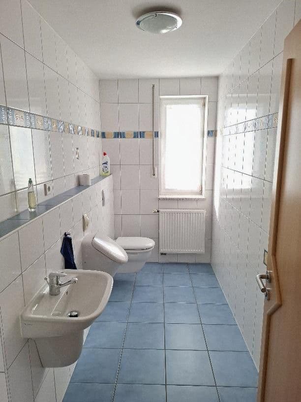 Predaj domu 218 m², pozemek 1.459 m², Hausen, Bavorsko Predaj domu 218 m², pozemek 1.459 m², Hausen, Bavorsko