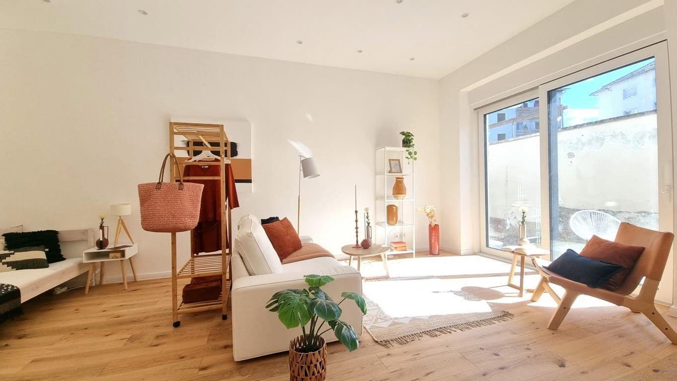 Prenájom bytu 1-izbový 44 m², Schwimmbadstr. 27, Bruchsal, Bádensko-Wurttembersko Prenájom bytu 1-izbový 44 m², Schwimmbadstr. 27, Bruchsal, Bádensko-Wurttembersko