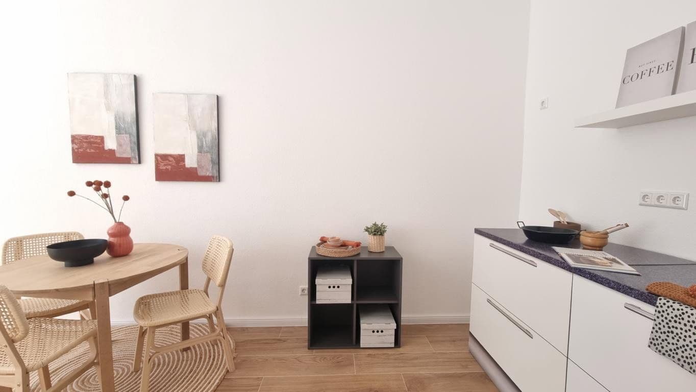 Prenájom bytu 1-izbový 44 m², Schwimmbadstr. 27, Bruchsal, Bádensko-Wurttembersko Prenájom bytu 1-izbový 44 m², Schwimmbadstr. 27, Bruchsal, Bádensko-Wurttembersko