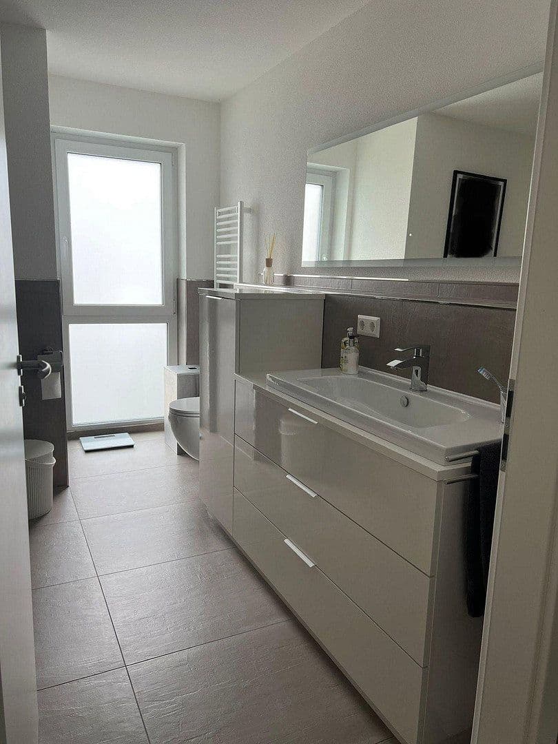 Prenájom bytu 3-izbový 102 m², Schwäbisch Hall, Bádensko-Wurttembersko Prenájom bytu 3-izbový 102 m², Schwäbisch Hall, Bádensko-Wurttembersko