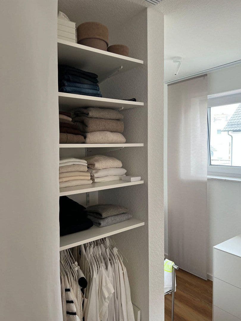 Prenájom bytu 3-izbový 102 m², Schwäbisch Hall, Bádensko-Wurttembersko Prenájom bytu 3-izbový 102 m², Schwäbisch Hall, Bádensko-Wurttembersko