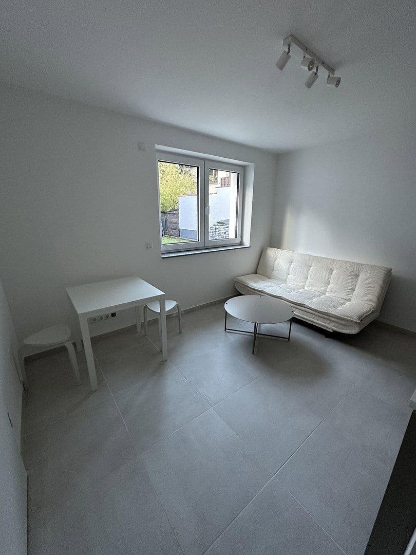 Prenájom bytu 2-izbový 32 m², Hundert-Morgen-Str. 2B, Kelsterbach, Hesensko Prenájom bytu 2-izbový 32 m², Hundert-Morgen-Str. 2B, Kelsterbach, Hesensko