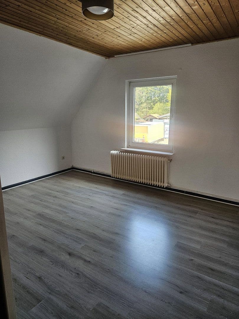 Prenájom bytu 3-izbový 70 m², Wardenburg, Dolné Sasko Prenájom bytu 3-izbový 70 m², Wardenburg, Dolné Sasko