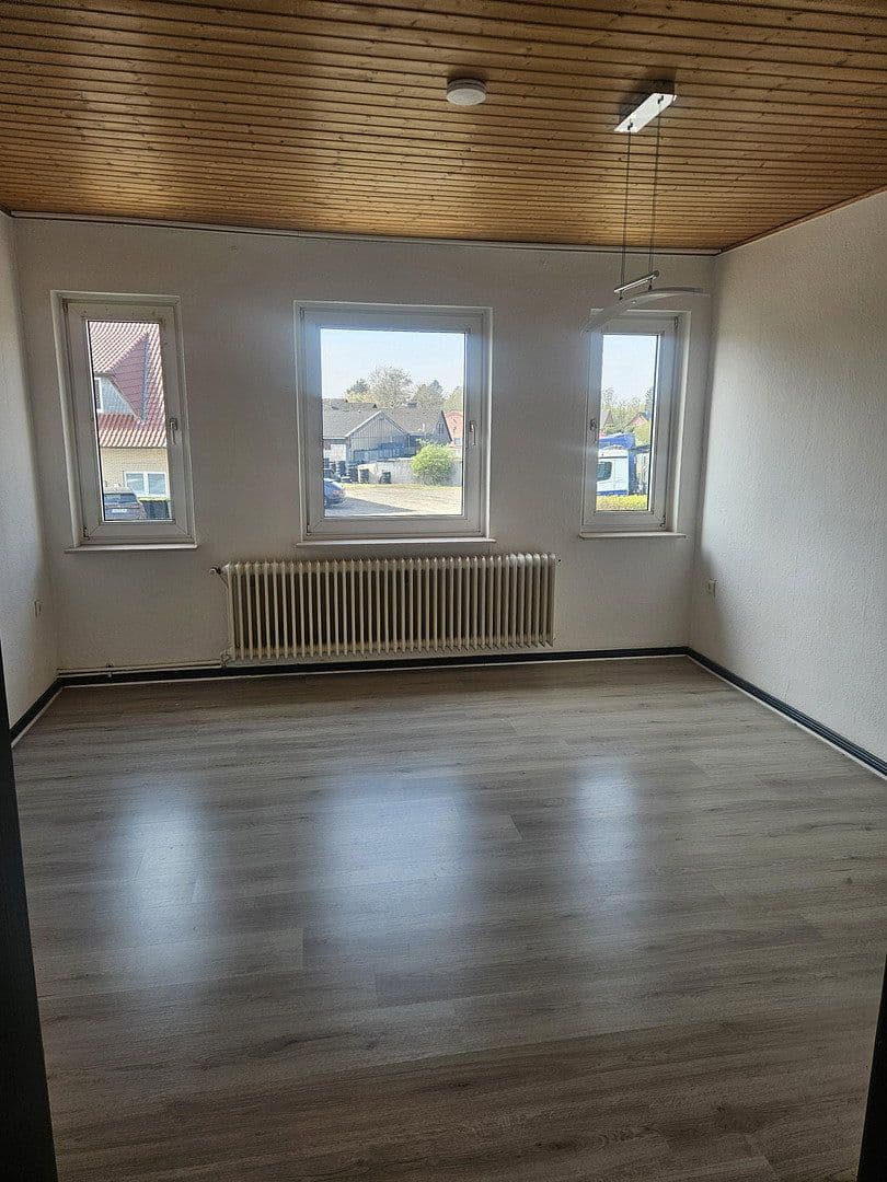 Prenájom bytu 3-izbový 70 m², Wardenburg, Dolné Sasko Prenájom bytu 3-izbový 70 m², Wardenburg, Dolné Sasko