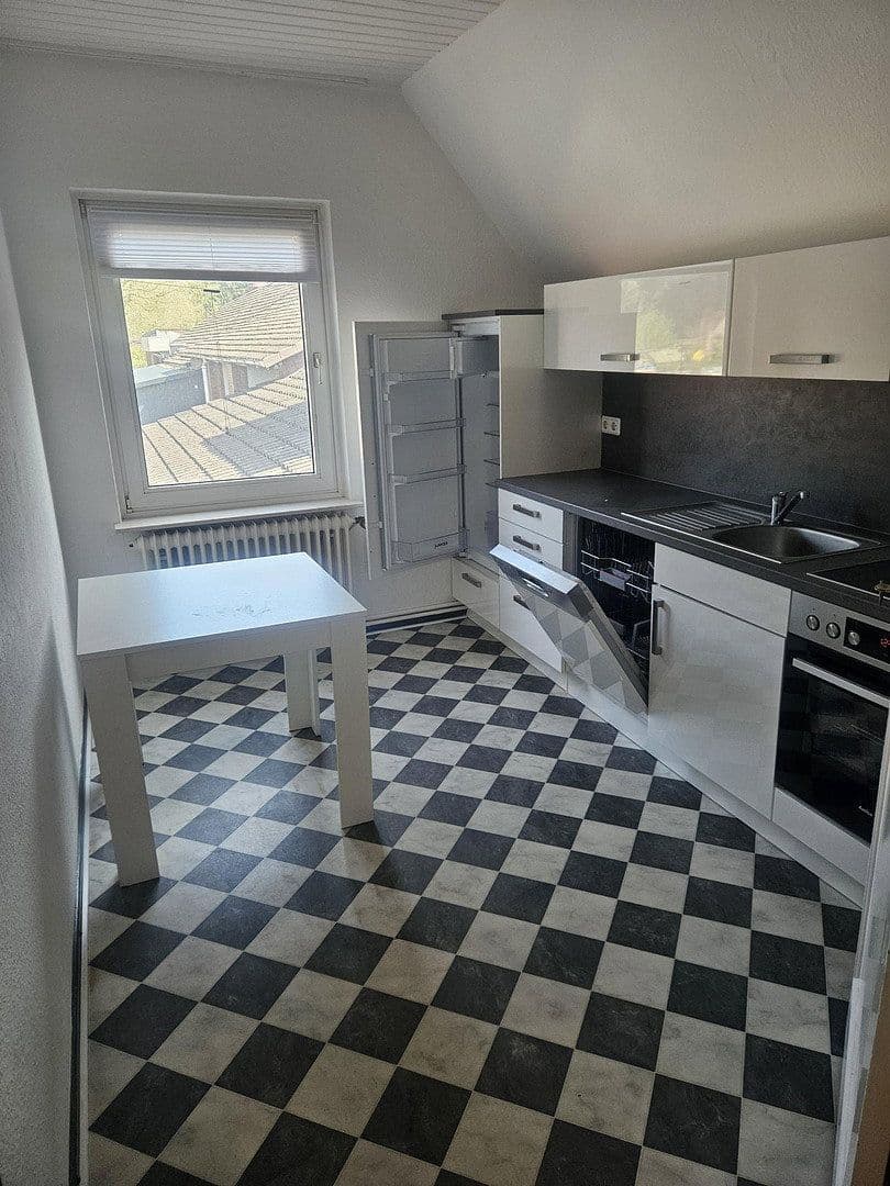 Prenájom bytu 3-izbový 70 m², Wardenburg, Dolné Sasko Prenájom bytu 3-izbový 70 m², Wardenburg, Dolné Sasko