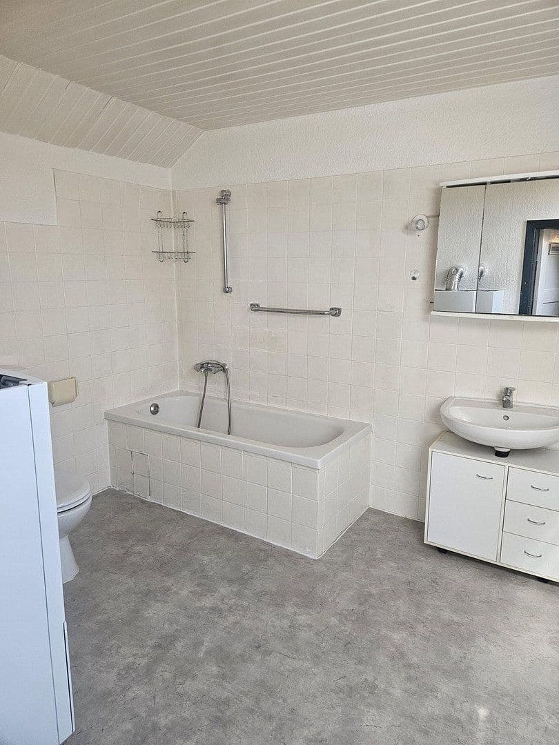 Prenájom bytu 3-izbový 70 m², Wardenburg, Dolné Sasko Prenájom bytu 3-izbový 70 m², Wardenburg, Dolné Sasko