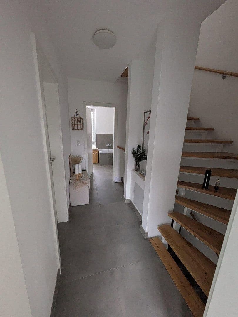 Prenájom domu 124 m², pozemek 250 m², Quickborn, Šlezvicko-Holštajnsko Prenájom domu 124 m², pozemek 250 m², Quickborn, Šlezvicko-Holštajnsko