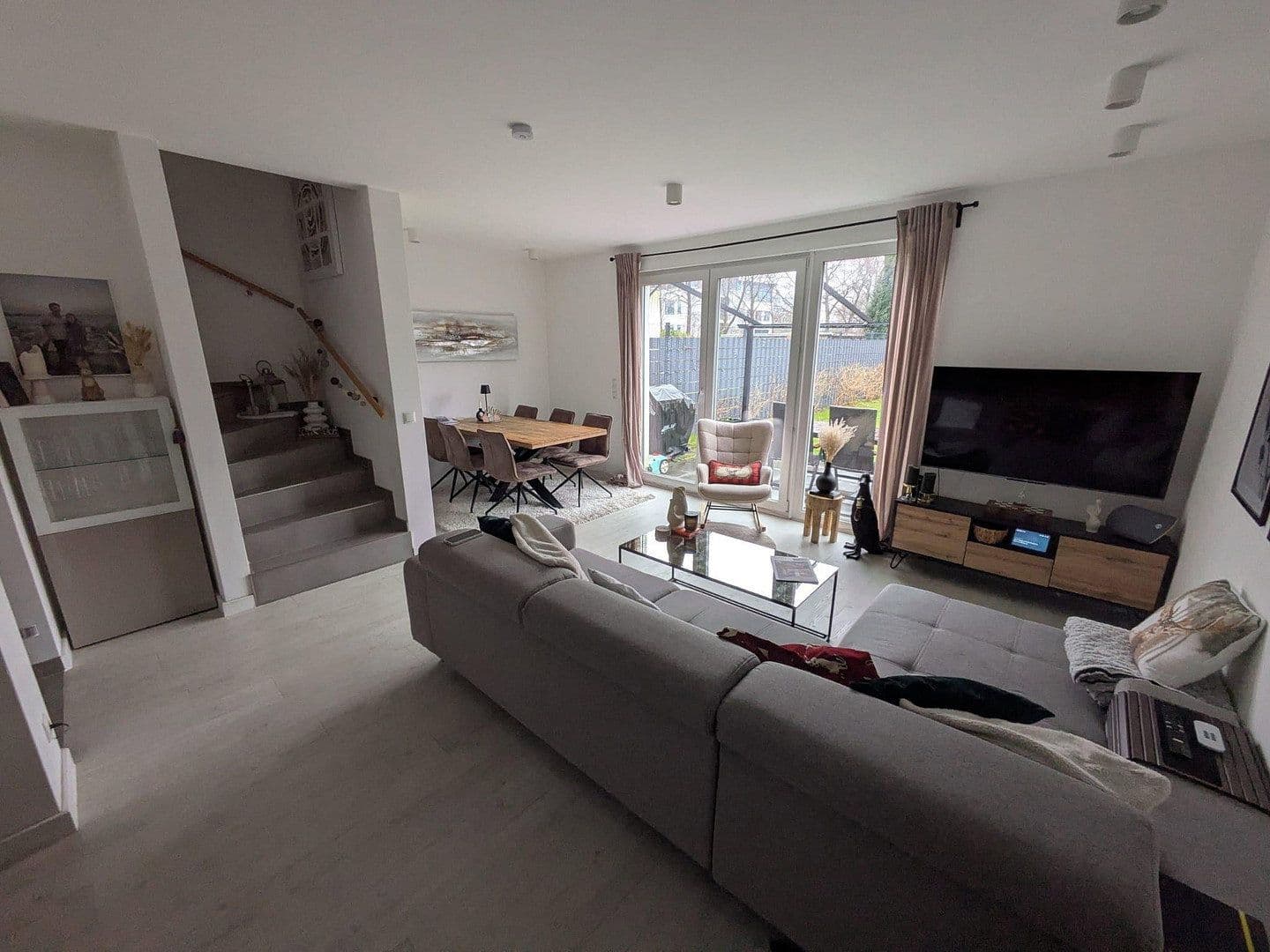 Prenájom domu 124 m², pozemek 250 m², Quickborn, Šlezvicko-Holštajnsko Prenájom domu 124 m², pozemek 250 m², Quickborn, Šlezvicko-Holštajnsko