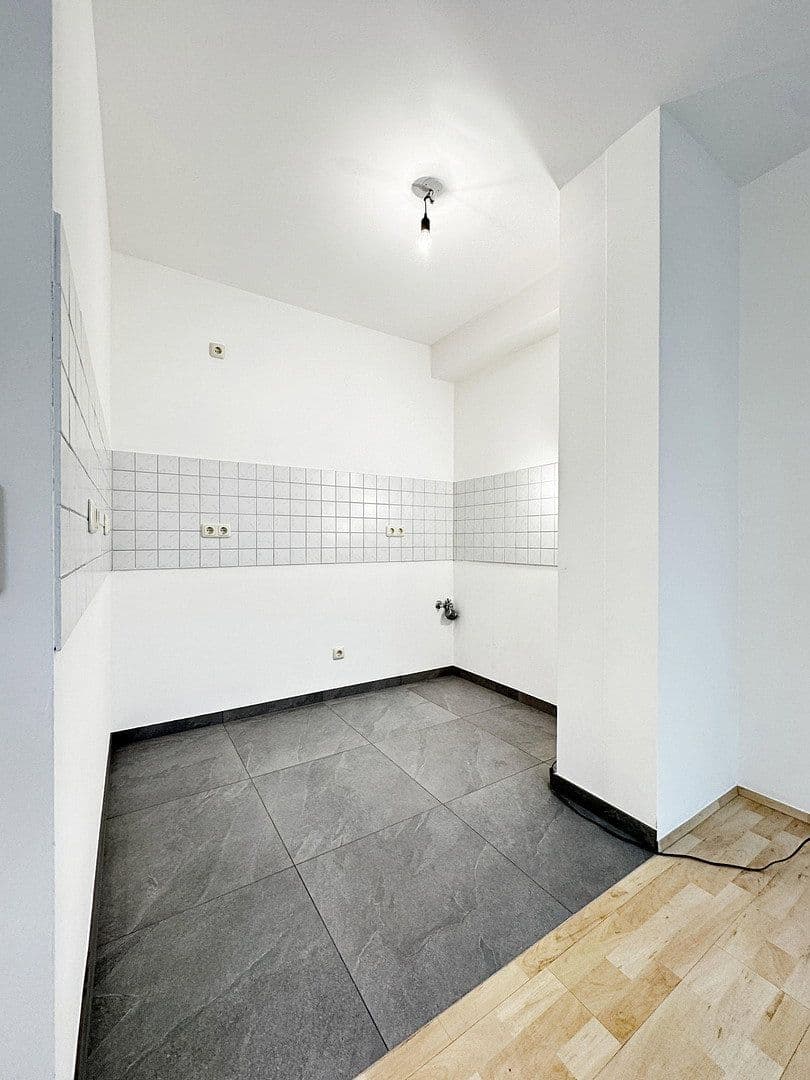 Prenájom bytu 2-izbový 48 m², Landsham bei Kirchheim, Bavorsko Prenájom bytu 2-izbový 48 m², Landsham bei Kirchheim, Bavorsko