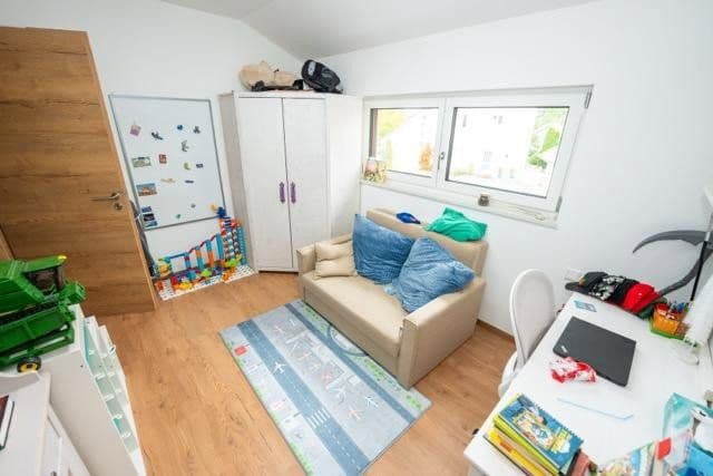 Prenájom domu 155 m², pozemek 267 m², Odelzhausen, Bavorsko Prenájom domu 155 m², pozemek 267 m², Odelzhausen, Bavorsko