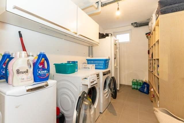 Prenájom domu 155 m², pozemek 267 m², Odelzhausen, Bavorsko Prenájom domu 155 m², pozemek 267 m², Odelzhausen, Bavorsko