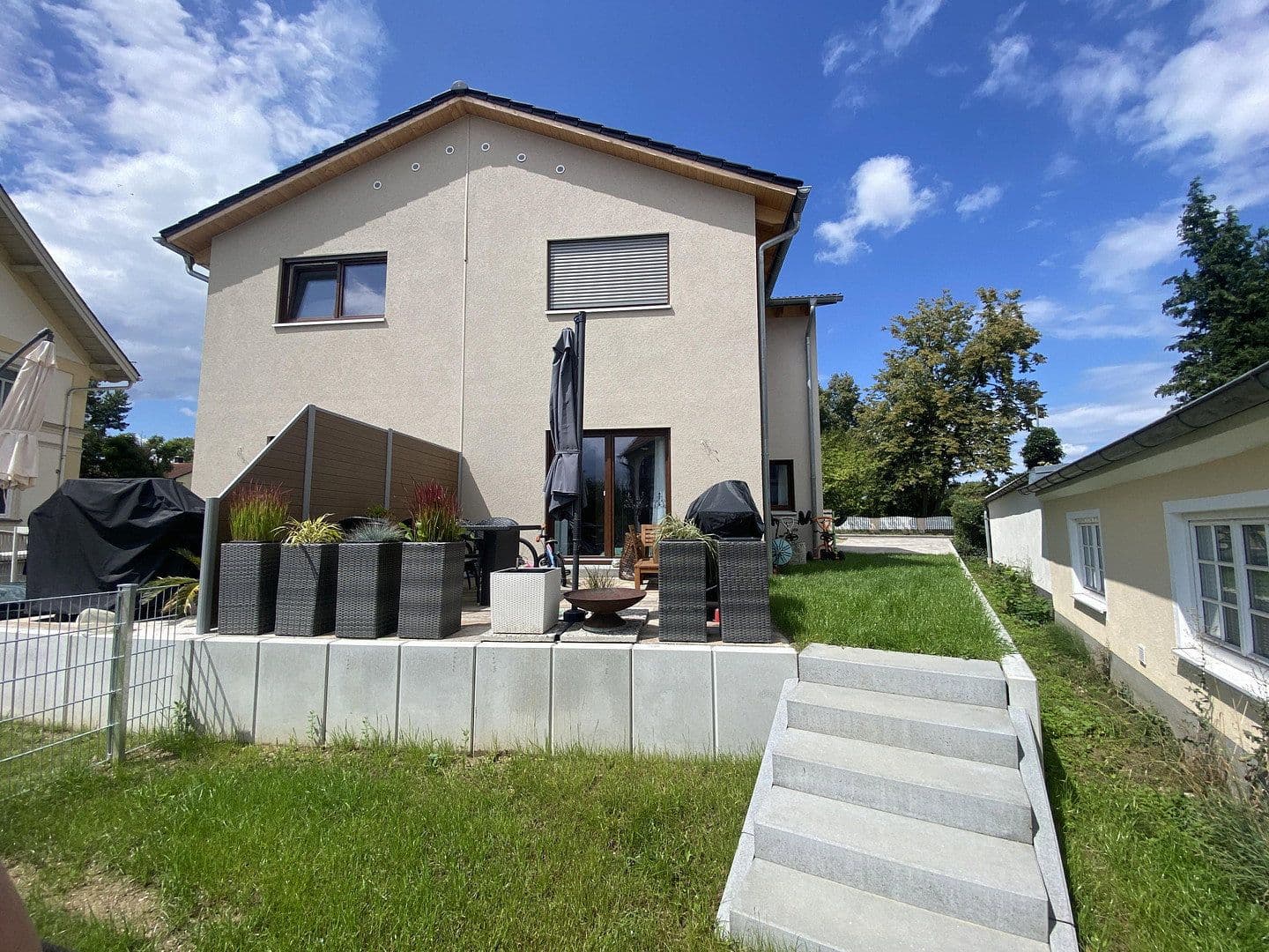 Prenájom domu 155 m², pozemek 267 m², Odelzhausen, Bavorsko Prenájom domu 155 m², pozemek 267 m², Odelzhausen, Bavorsko