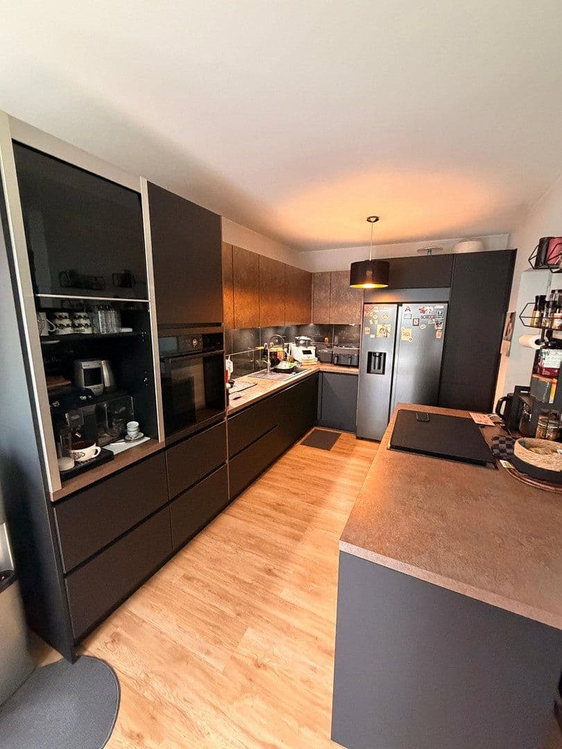 Prenájom domu 190 m², pozemek 311 m², Bruchköbel, Hesensko Prenájom domu 190 m², pozemek 311 m², Bruchköbel, Hesensko