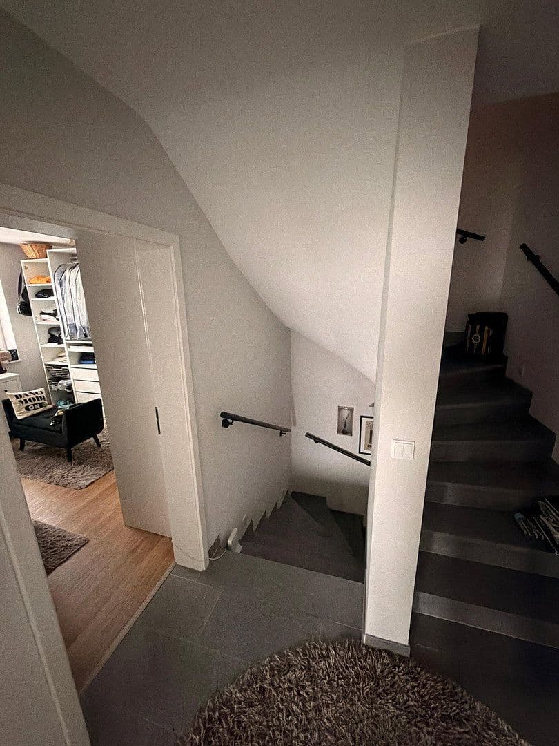 Prenájom domu 190 m², pozemek 311 m², Bruchköbel, Hesensko Prenájom domu 190 m², pozemek 311 m², Bruchköbel, Hesensko