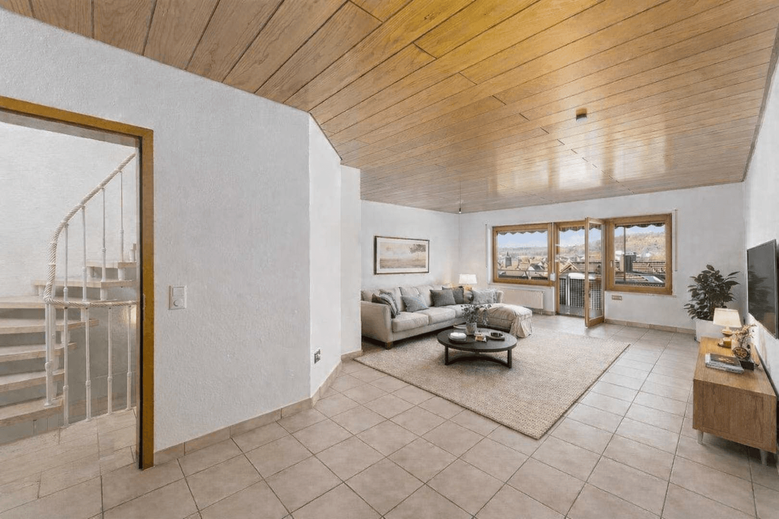 Predaj domu 225 m², pozemek 503 m², Großbottwar, Bádensko-Wurttembersko Predaj domu 225 m², pozemek 503 m², Großbottwar, Bádensko-Wurttembersko