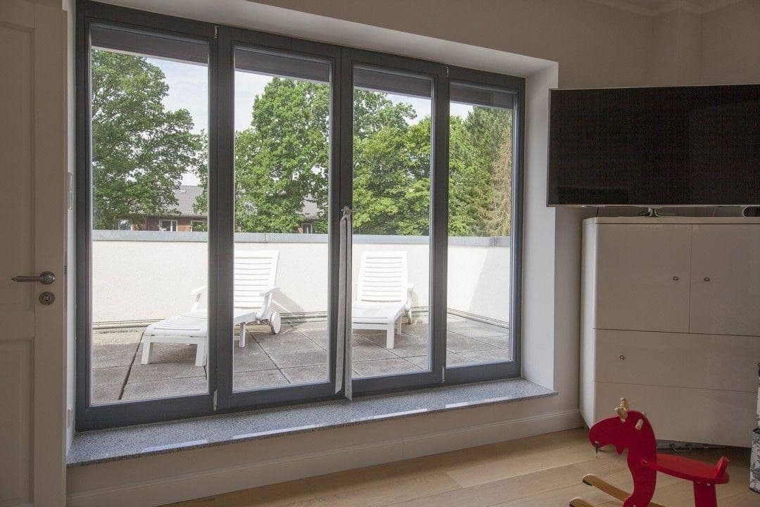 Prenájom domu 210 m², pozemek 400 m², Hamburg, Hamburg Prenájom domu 210 m², pozemek 400 m², Hamburg, Hamburg