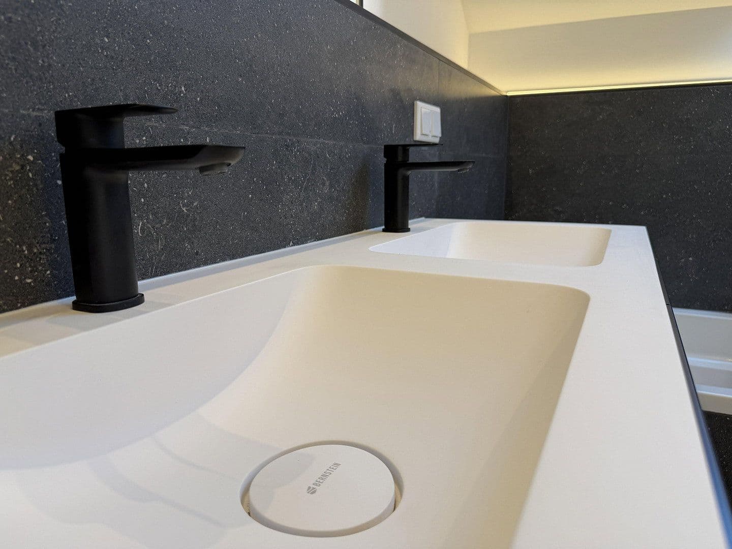 Predaj domu 161 m², pozemek 318 m², Erlangen, Bavorsko Predaj domu 161 m², pozemek 318 m², Erlangen, Bavorsko