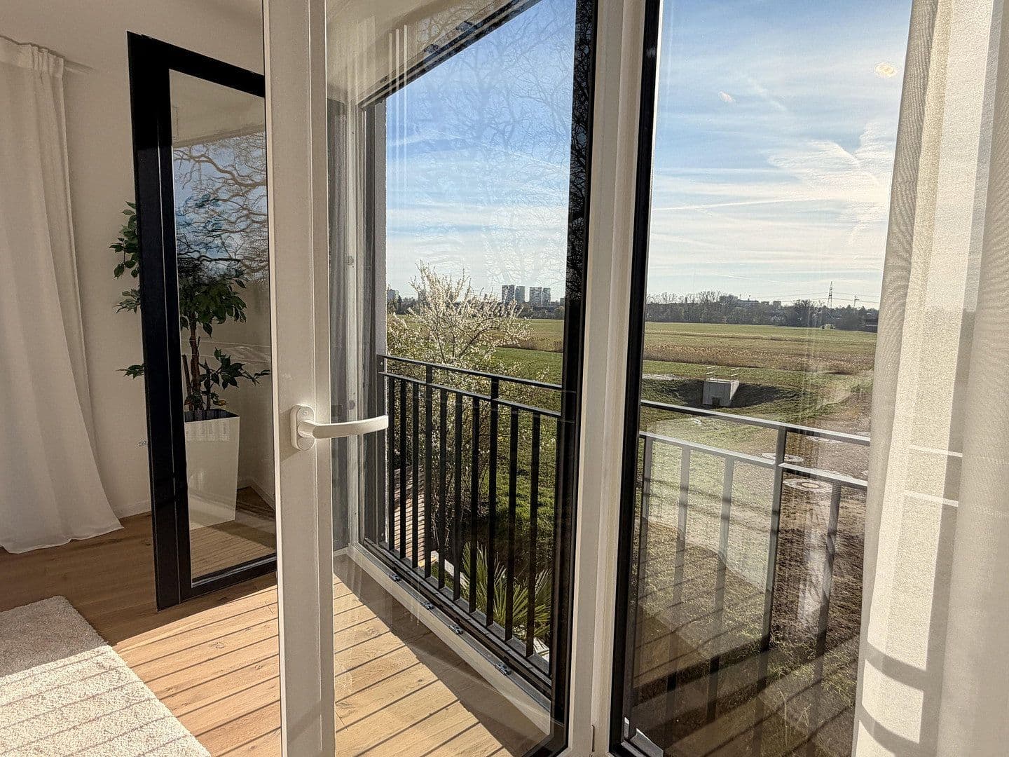 Predaj domu 161 m², pozemek 318 m², Erlangen, Bavorsko Predaj domu 161 m², pozemek 318 m², Erlangen, Bavorsko