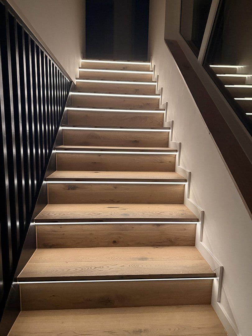 Predaj domu 161 m², pozemek 318 m², Erlangen, Bavorsko Predaj domu 161 m², pozemek 318 m², Erlangen, Bavorsko