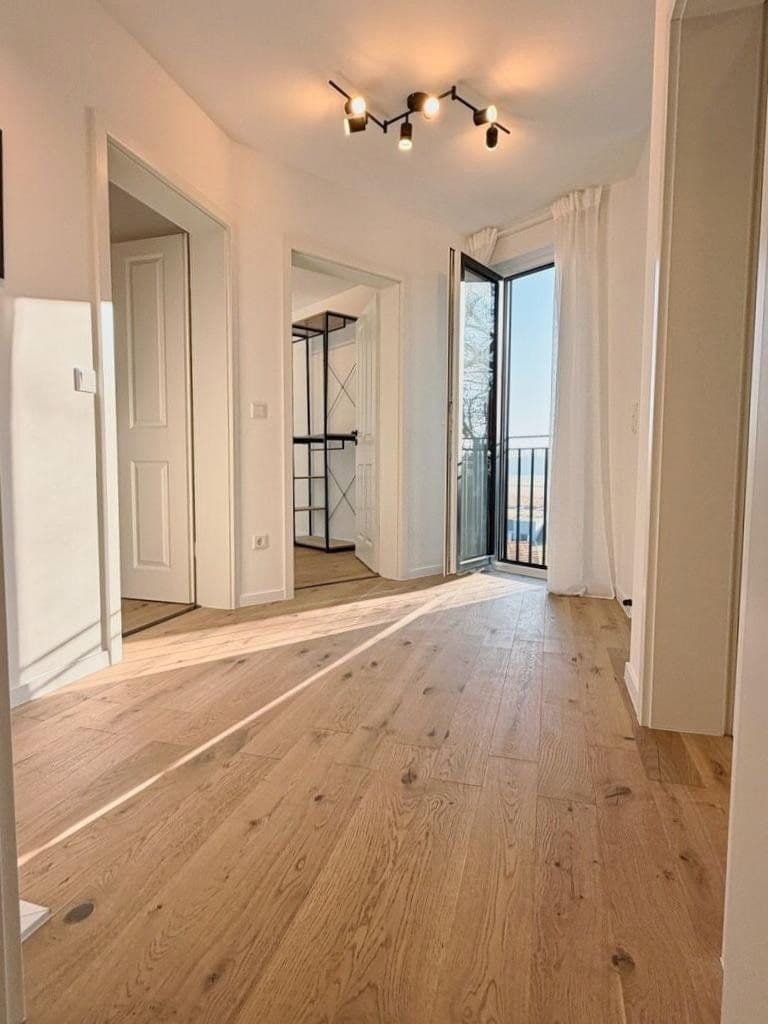 Predaj domu 161 m², pozemek 318 m², Erlangen, Bavorsko Predaj domu 161 m², pozemek 318 m², Erlangen, Bavorsko