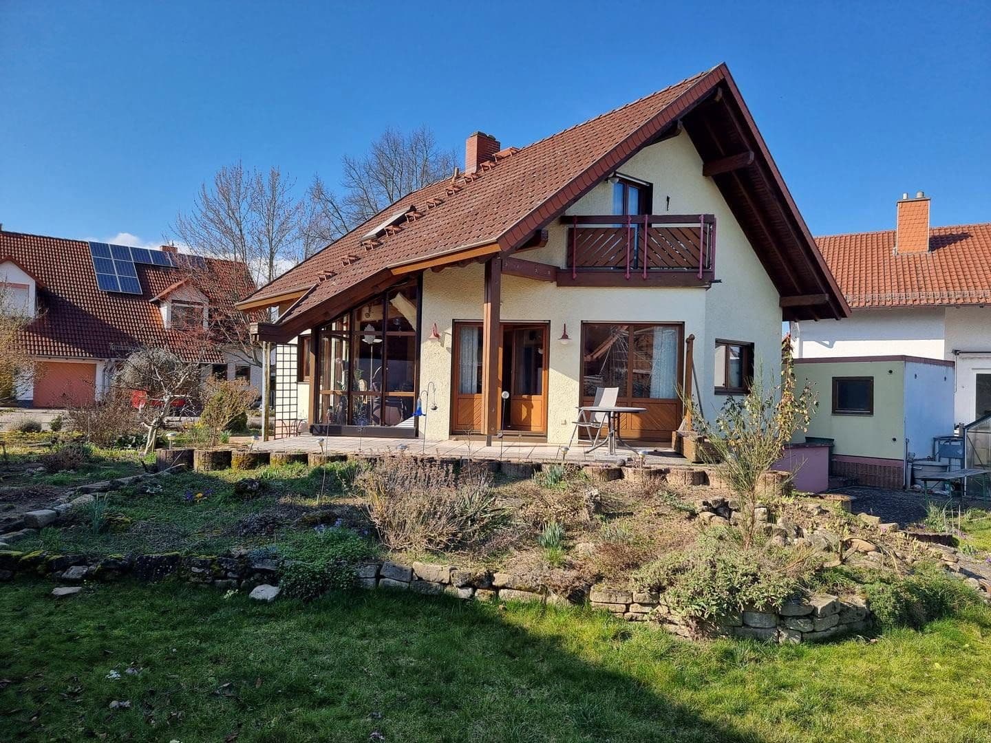 Predaj domu 144 m², pozemek 600 m², Göllheim, Porýnie-Falcko Predaj domu 144 m², pozemek 600 m², Göllheim, Porýnie-Falcko