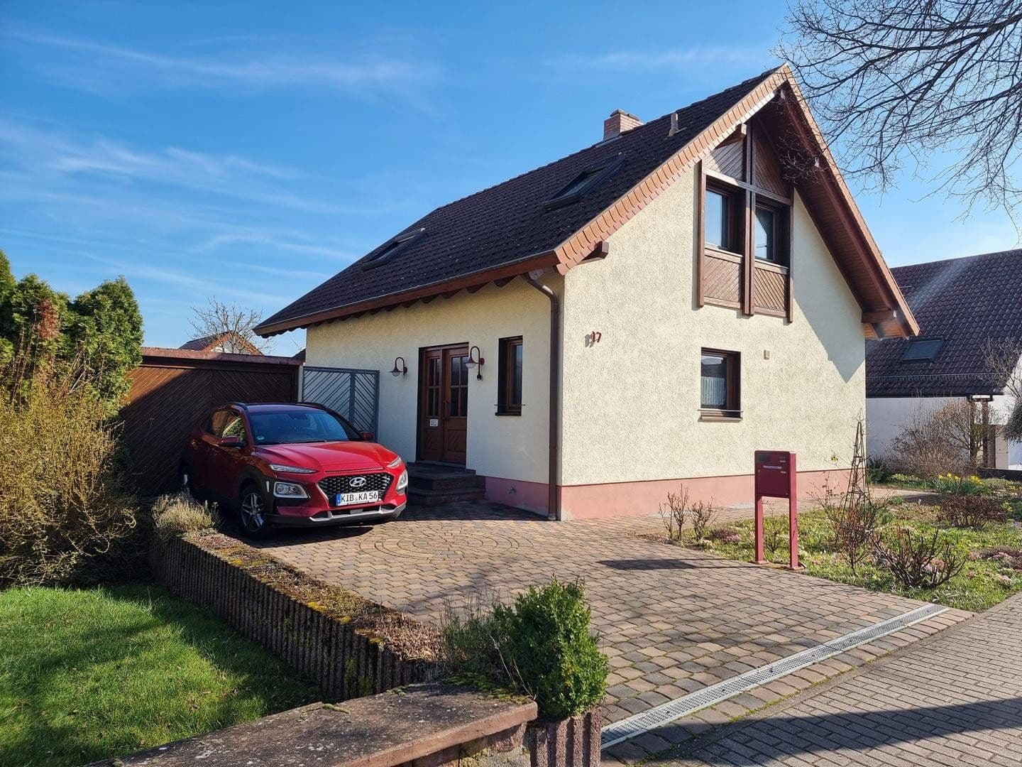 Predaj domu 144 m², pozemek 600 m², Göllheim, Porýnie-Falcko Predaj domu 144 m², pozemek 600 m², Göllheim, Porýnie-Falcko