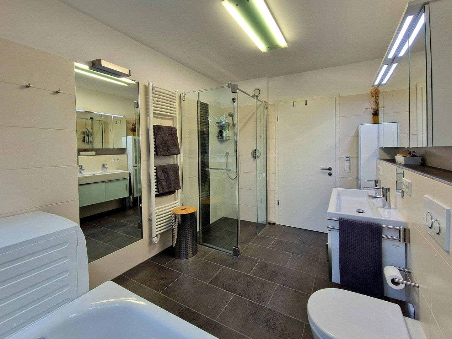 Predaj bytu 4-izbový 129 m², Hamburg, Hamburg Predaj bytu 4-izbový 129 m², Hamburg, Hamburg