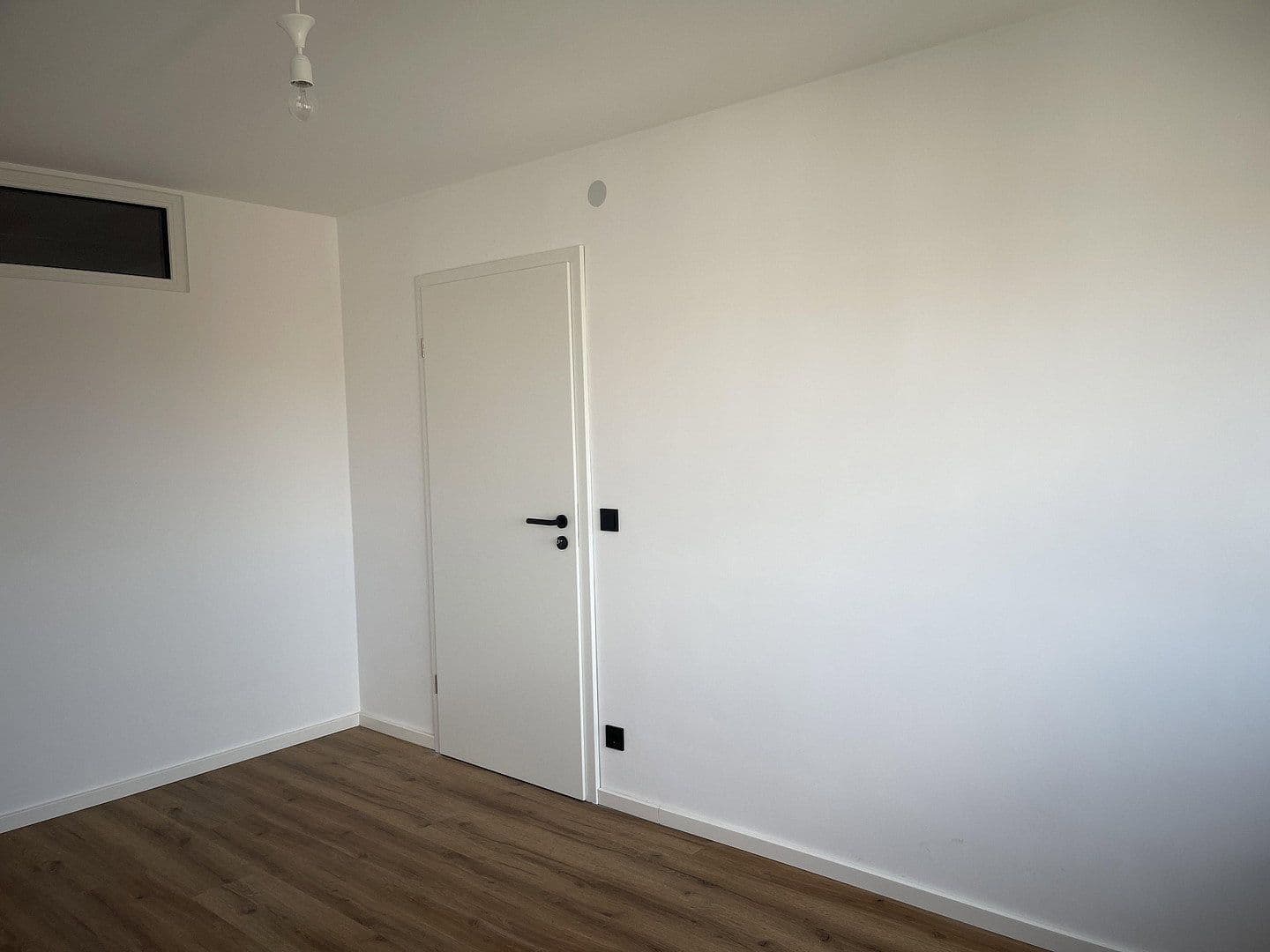 Prenájom bytu 2-izbový 55 m², Lauf an der Pegnitz, Bavorsko Prenájom bytu 2-izbový 55 m², Lauf an der Pegnitz, Bavorsko