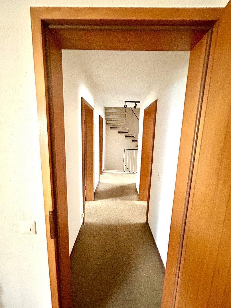 Predaj domu 177 m², pozemek 371 m², Frankfurt, Hesensko Predaj domu 177 m², pozemek 371 m², Frankfurt, Hesensko