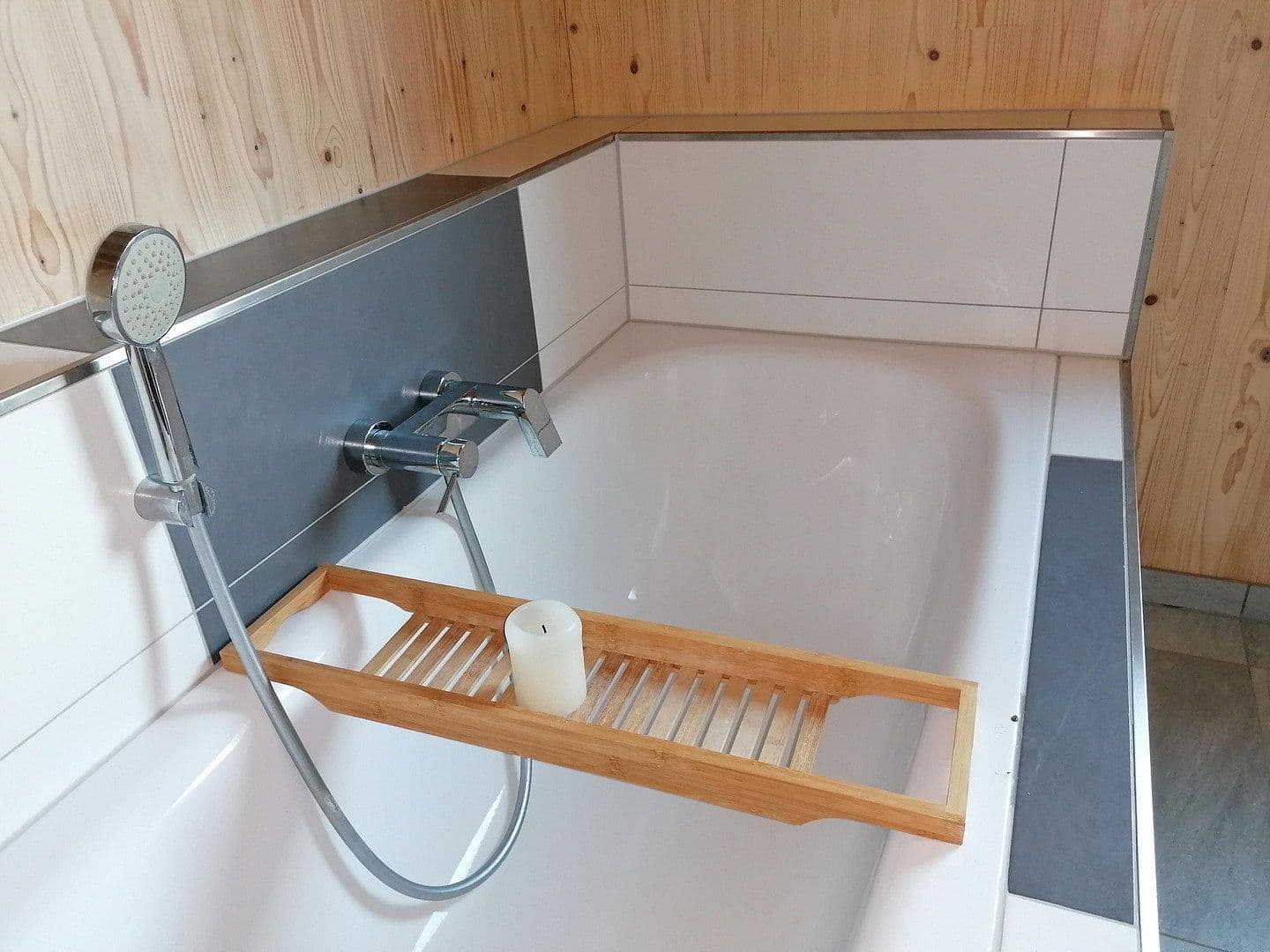 Predaj domu 224 m², pozemek 785 m², Weiler bei Bingen, Porýnie-Falcko Predaj domu 224 m², pozemek 785 m², Weiler bei Bingen, Porýnie-Falcko