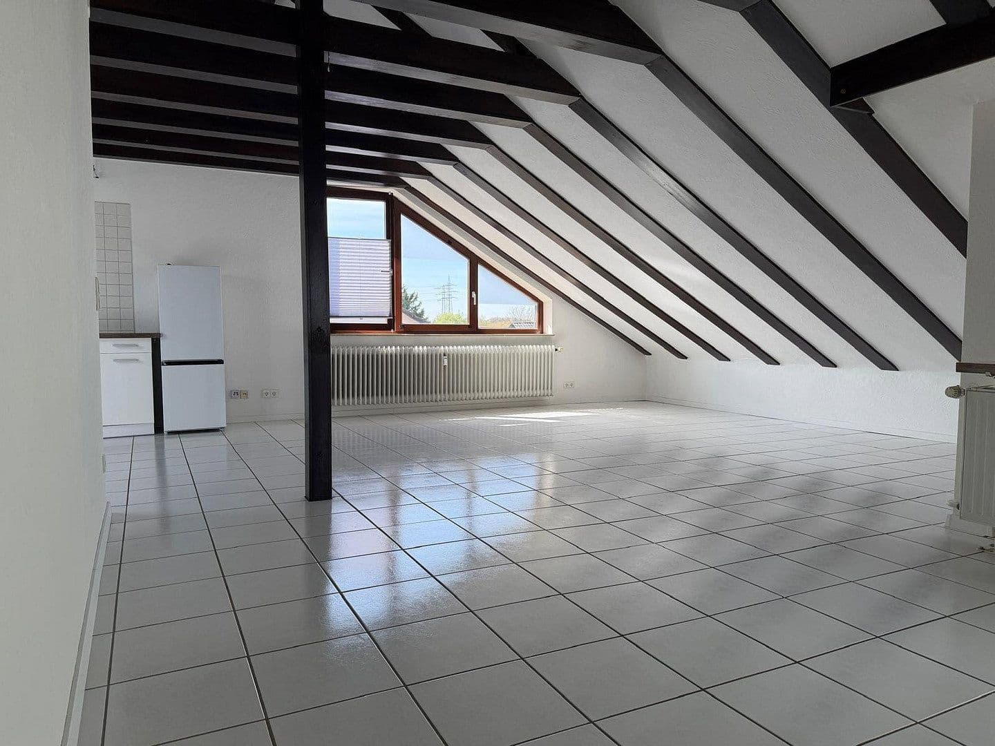 Prenájom bytu 3-izbový 74 m², Röngtenstr. 10, Karlsdorf-Neuthard, Bádensko-Wurttembersko Prenájom bytu 3-izbový 74 m², Röngtenstr. 10, Karlsdorf-Neuthard, Bádensko-Wurttembersko