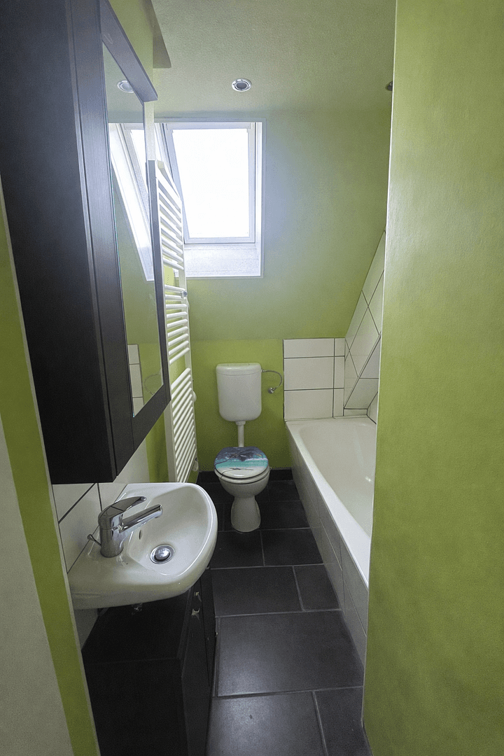 Prenájom bytu 3-izbový 42 m², Teichstraße 28, Sandersdorf-Brehna, Sasko-Anhaltsko Prenájom bytu 3-izbový 42 m², Teichstraße 28, Sandersdorf-Brehna, Sasko-Anhaltsko