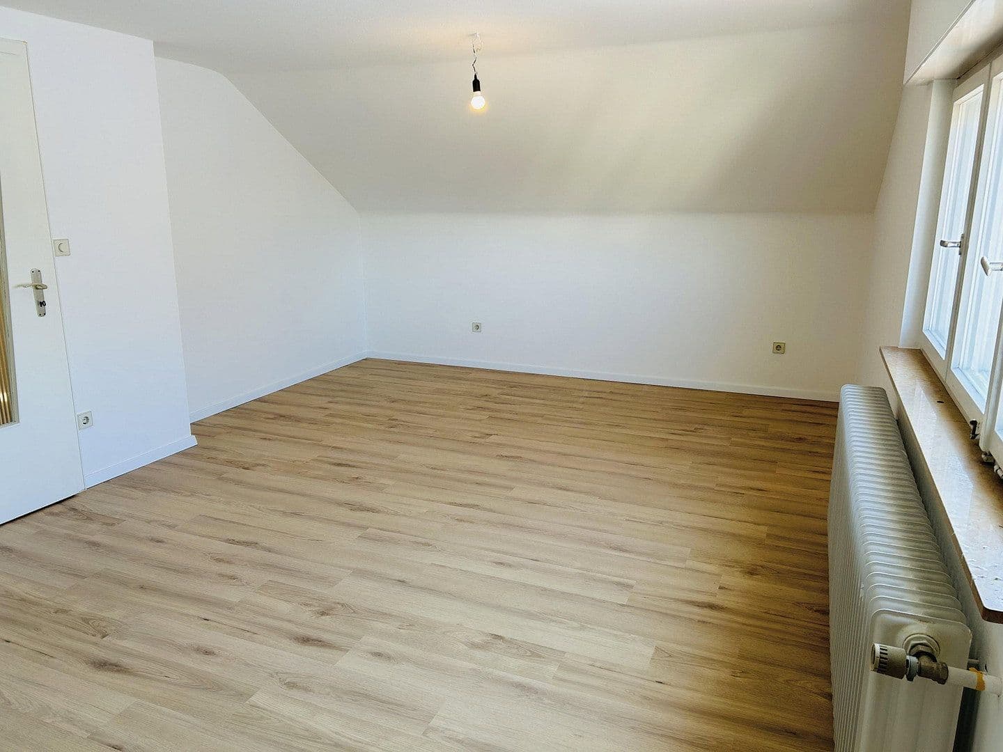 Prenájom bytu 2-izbový 55 m², Lärchenstr. 31, Birkenfeld, Bádensko-Wurttembersko Prenájom bytu 2-izbový 55 m², Lärchenstr. 31, Birkenfeld, Bádensko-Wurttembersko