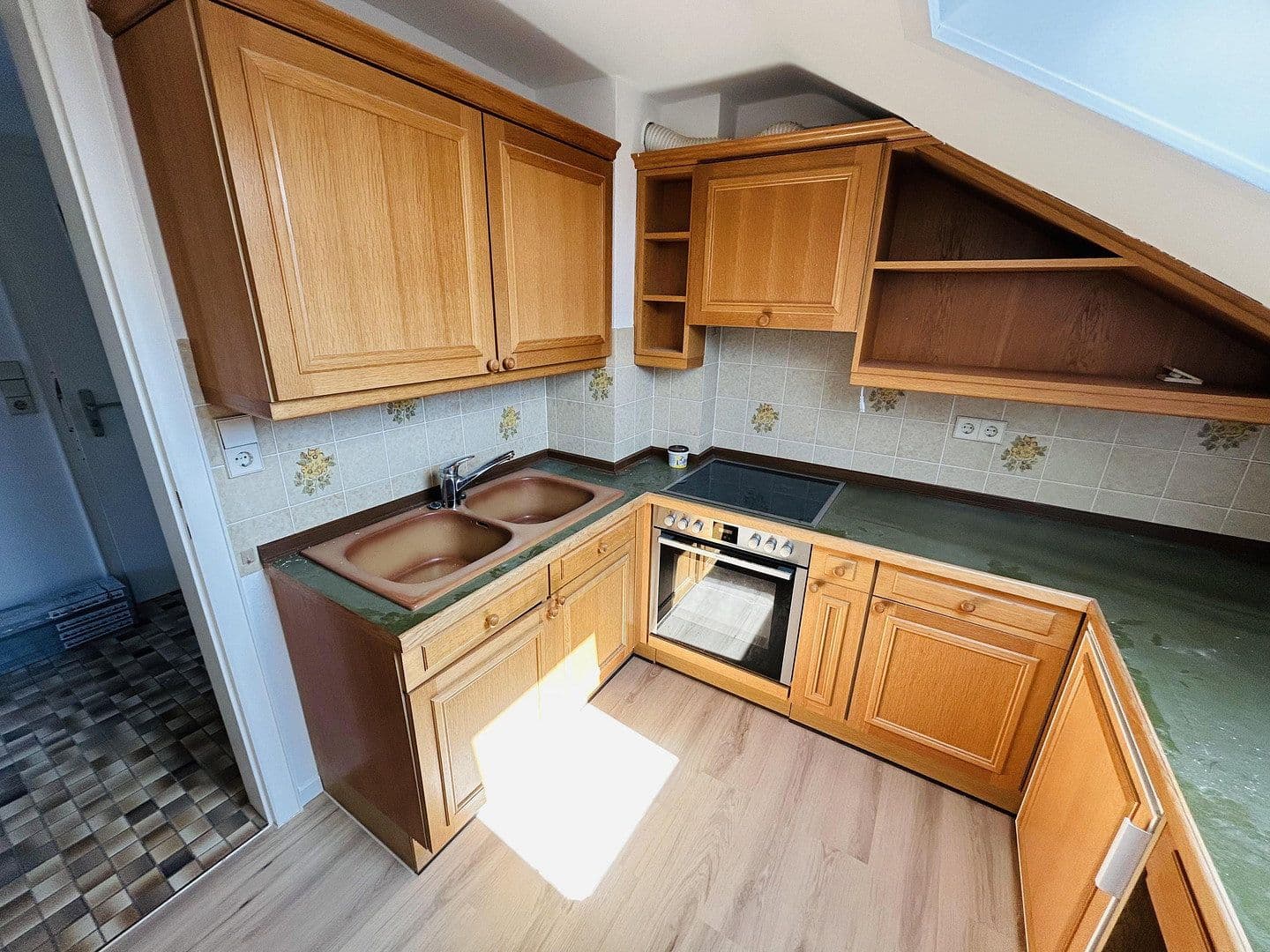 Prenájom bytu 2-izbový 55 m², Lärchenstr. 31, Birkenfeld, Bádensko-Wurttembersko Prenájom bytu 2-izbový 55 m², Lärchenstr. 31, Birkenfeld, Bádensko-Wurttembersko