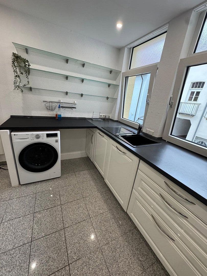 Prenájom bytu 32 m², Kaiserslautern, Porýnie-Falcko Prenájom bytu 32 m², Kaiserslautern, Porýnie-Falcko