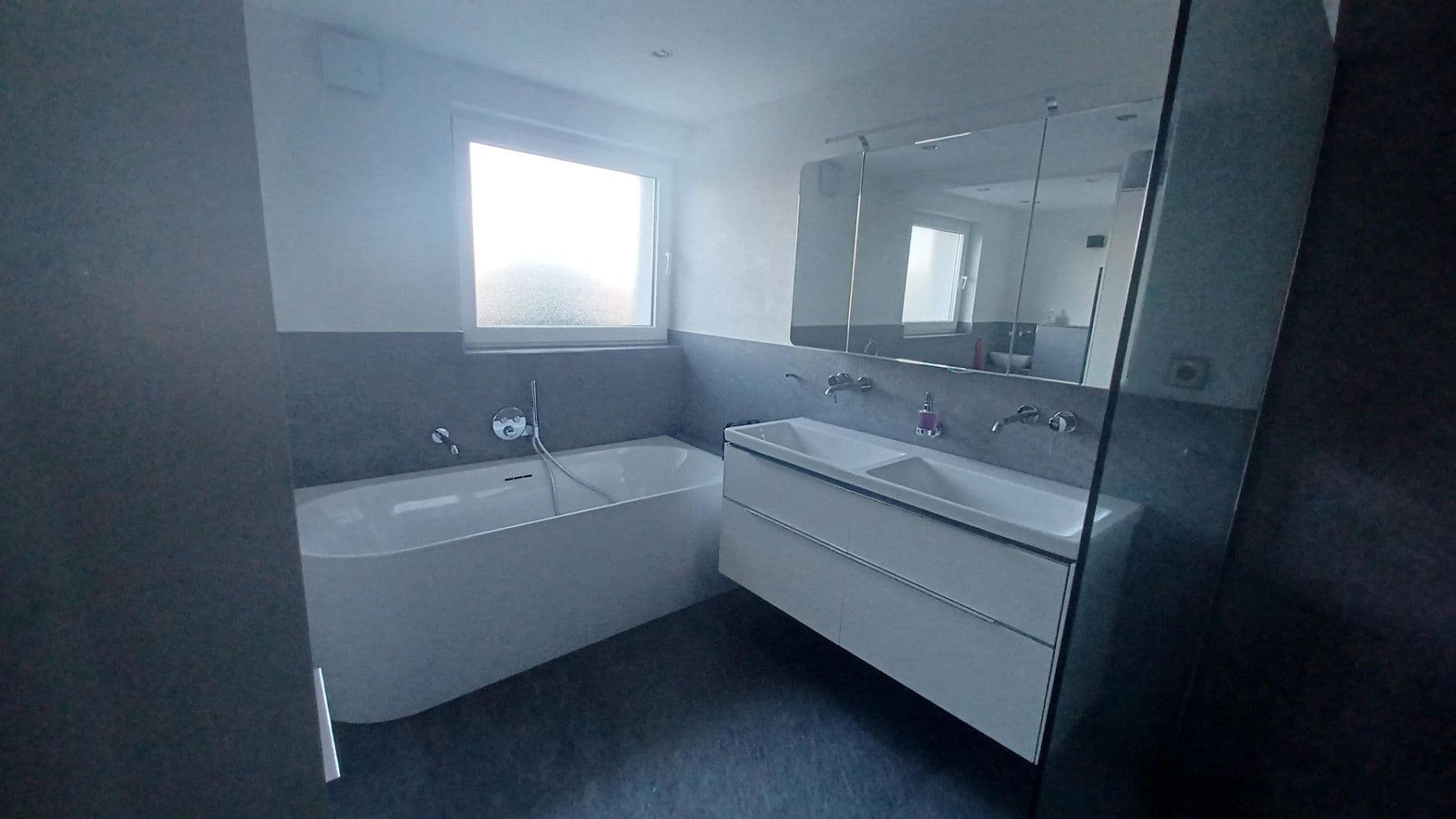 Predaj domu 163 m², pozemek 522 m², Wernau (Neckar), Bádensko-Wurttembersko Predaj domu 163 m², pozemek 522 m², Wernau (Neckar), Bádensko-Wurttembersko