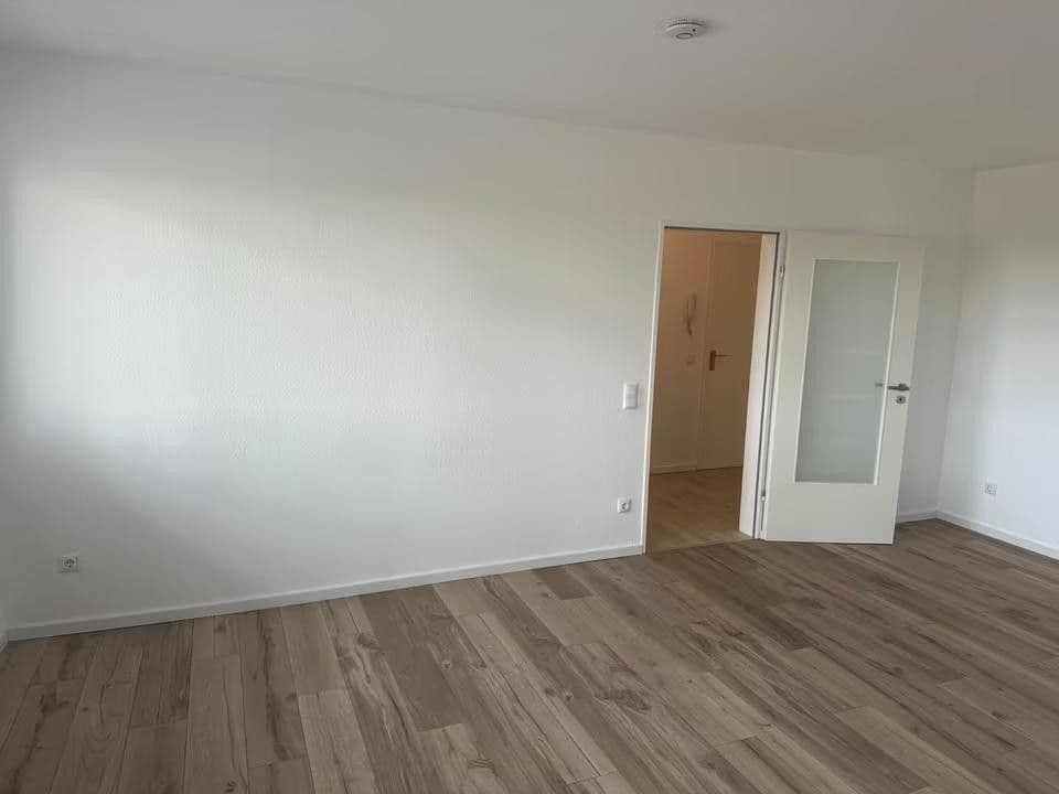 Prenájom bytu 1-izbový 45 m², Kronenstraße 19a, Krefeld, Severné Porýnie - Westfálsko Prenájom bytu 1-izbový 45 m², Kronenstraße 19a, Krefeld, Severné Porýnie - Westfálsko
