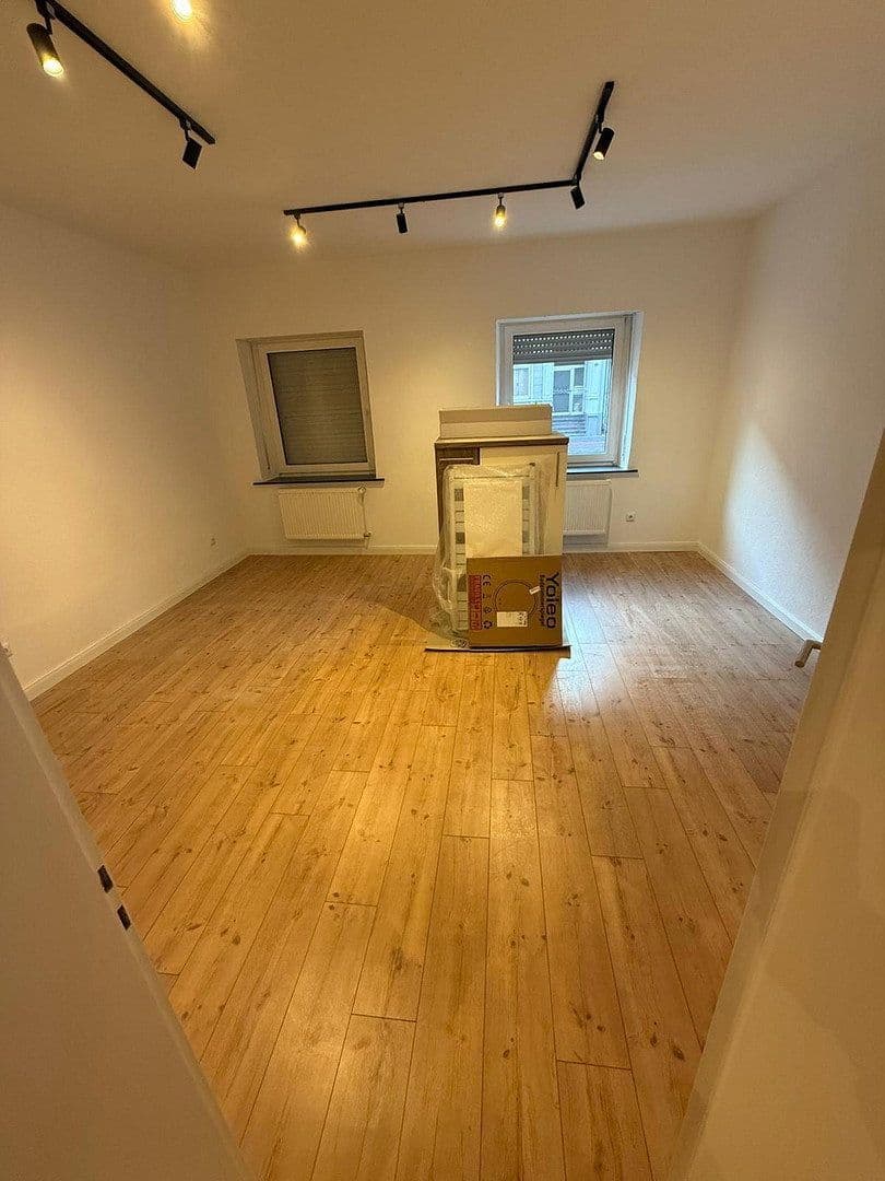 Prenájom bytu 2-izbový 73 m², Viersener Straße 72, Mönchengladbach, Severné Porýnie - Westfálsko Prenájom bytu 2-izbový 73 m², Viersener Straße 72, Mönchengladbach, Severné Porýnie - Westfálsko