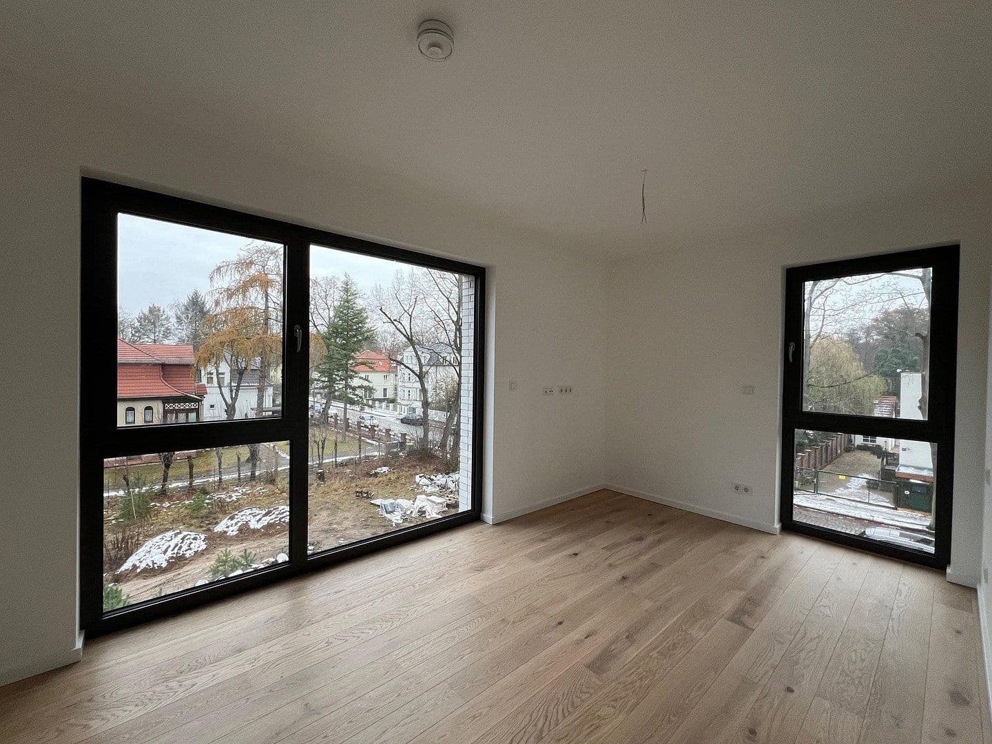 Prenájom bytu 3-izbový 95 m², Ostendorfstraße 37, Berlin, Berlín Prenájom bytu 3-izbový 95 m², Ostendorfstraße 37, Berlin, Berlín