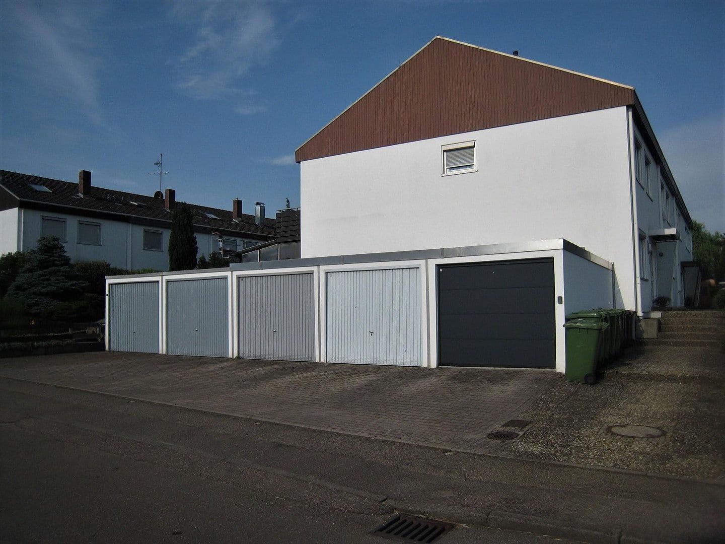 Predaj domu 136 m², pozemek 451 m², Eberdingen, Bádensko-Wurttembersko Predaj domu 136 m², pozemek 451 m², Eberdingen, Bádensko-Wurttembersko