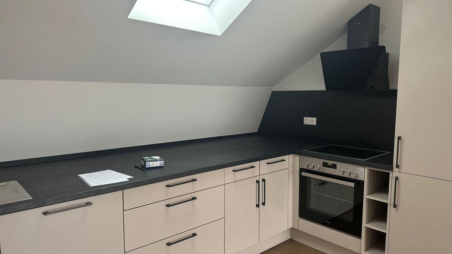 Prenájom bytu 2-izbový 55 m², Hamburger Allee 51, Nauen, Brandenbursko Prenájom bytu 2-izbový 55 m², Hamburger Allee 51, Nauen, Brandenbursko